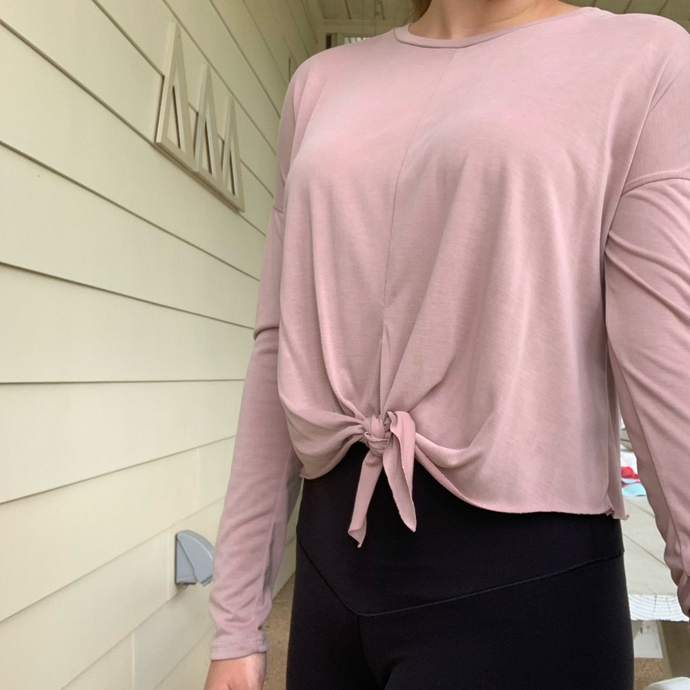 Blush modal top